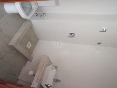 Casa Condominio à venda com 251m², 3 quartos, 3 suítes, 3 vagas no bairro Praia de Belas em Porto Alegre - Foto 10