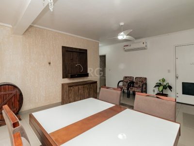 Apartamento à venda com 61m², 2 quartos, 1 vaga no bairro Vila Ipiranga em Porto Alegre - Foto 5