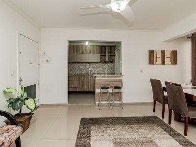 Apartamento à venda com 61m², 2 quartos, 1 vaga no bairro Vila Ipiranga em Porto Alegre - Foto 6