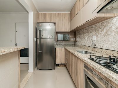 Apartamento à venda com 61m², 2 quartos, 1 vaga no bairro Vila Ipiranga em Porto Alegre - Foto 8