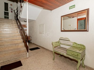 Apartamento à venda com 61m², 2 quartos, 1 vaga no bairro Vila Ipiranga em Porto Alegre - Foto 24