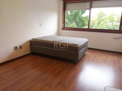 Apartamento à venda com 130m², 3 quartos, 1 suíte, 2 vagas no bairro Moinhos de Vento em Porto Alegre - Foto 7