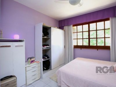 Casa à venda com 120m², 3 quartos, 1 suíte, 2 vagas no bairro Santo Antônio em Porto Alegre - Foto 24