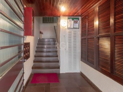 Apartamento à venda com 59m², 2 quartos no bairro Medianeira em Porto Alegre - Foto 3