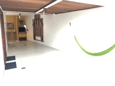 Casa à venda com 180m², 3 quartos, 1 suíte, 2 vagas no bairro Ipanema em Porto Alegre - Foto 17