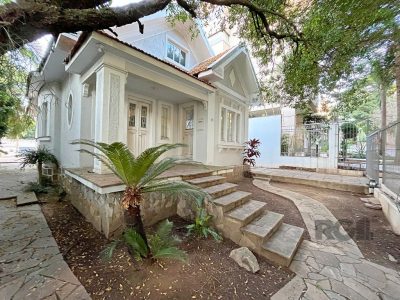 Casa à venda com 187m², 2 quartos, 20 vagas no bairro Petrópolis em Porto Alegre - Foto 3