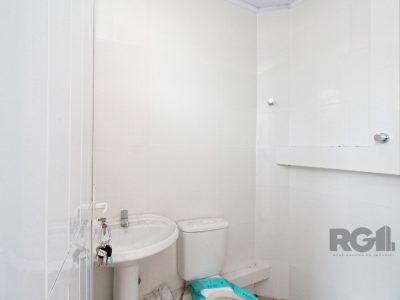 Casa à venda com 187m², 2 quartos, 20 vagas no bairro Petrópolis em Porto Alegre - Foto 17