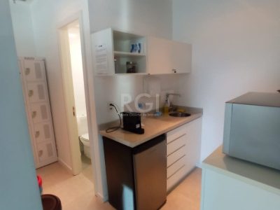 Conjunto/Sala à venda com 75m² no bairro São João em Porto Alegre - Foto 14