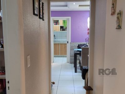 Apartamento à venda com 58m², 2 quartos, 1 vaga no bairro Vila Ipiranga em Porto Alegre - Foto 3