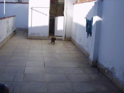 Casa à venda com 170m², 3 quartos, 2 vagas no bairro São João em Porto Alegre - Foto 35