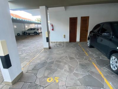 Cobertura à venda com 278m², 3 quartos, 1 suíte, 3 vagas no bairro Jardim Itu em Porto Alegre - Foto 27