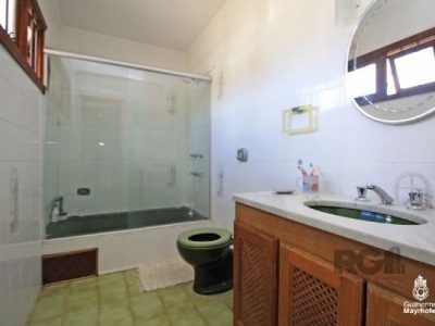 Casa à venda com 365m², 3 quartos, 1 suíte, 4 vagas no bairro Ipanema em Porto Alegre - Foto 23