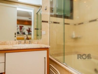 Apartamento à venda com 97m², 2 quartos, 1 suíte, 2 vagas no bairro Petrópolis em Porto Alegre - Foto 12