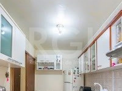 Apartamento à venda com 60m², 2 quartos, 1 vaga no bairro Partenon em Porto Alegre - Foto 5