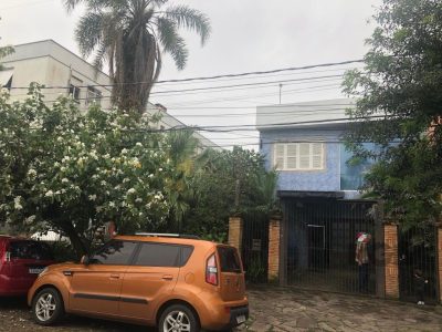 Casa à venda com 300m², 4 quartos, 2 vagas no bairro São João em Porto Alegre - Foto 3