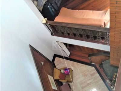 Casa à venda com 445m², 3 quartos, 3 suítes, 2 vagas no bairro Santana em Porto Alegre - Foto 31