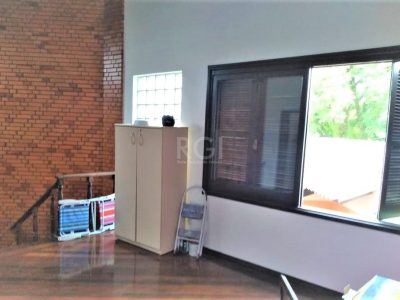 Casa à venda com 445m², 3 quartos, 3 suítes, 2 vagas no bairro Santana em Porto Alegre - Foto 34