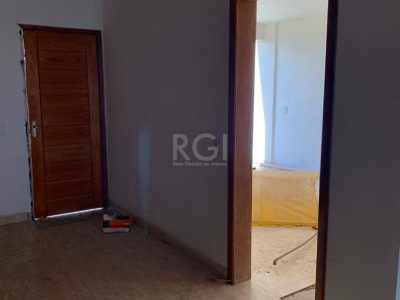 Casa à venda com 23m², 3 quartos, 1 suíte, 1 vaga no bairro Medianeira em Porto Alegre - Foto 6