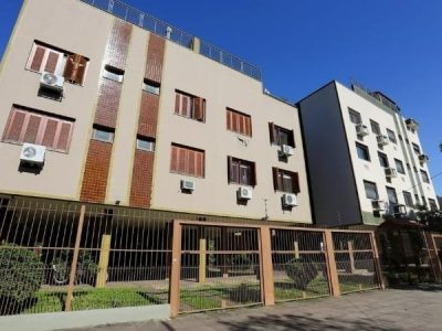 Cobertura à venda com 178m², 3 quartos, 1 suíte, 1 vaga no bairro São Geraldo em Porto Alegre - Foto 2