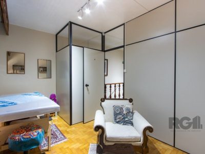 Casa à venda com 448m², 7 quartos, 3 suítes, 8 vagas no bairro Santana em Porto Alegre - Foto 11