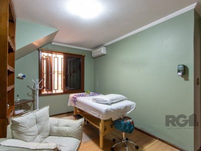 Casa à venda com 448m², 7 quartos, 3 suítes, 8 vagas no bairro Santana em Porto Alegre - Foto 23