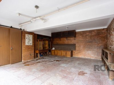 Casa à venda com 448m², 7 quartos, 3 suítes, 8 vagas no bairro Santana em Porto Alegre - Foto 48