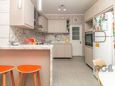 Apartamento à venda com 106m², 3 quartos no bairro Petrópolis em Porto Alegre - Foto 3