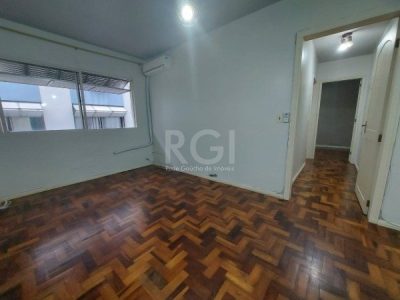 Apartamento à venda com 68m², 2 quartos no bairro Menino Deus em Porto Alegre - Foto 2