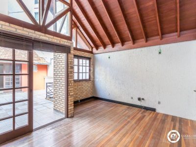 Casa à venda com 330m², 4 quartos, 3 suítes, 2 vagas no bairro Petrópolis em Porto Alegre - Foto 33