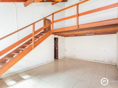 Casa à venda com 330m², 4 quartos, 3 suítes, 2 vagas no bairro Petrópolis em Porto Alegre - Foto 42