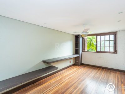 Casa à venda com 330m², 4 quartos, 3 suítes, 2 vagas no bairro Petrópolis em Porto Alegre - Foto 47