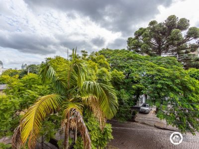 Casa à venda com 330m², 4 quartos, 3 suítes, 2 vagas no bairro Petrópolis em Porto Alegre - Foto 56