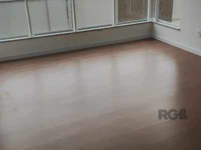 Apartamento à venda com 65m², 2 quartos, 1 suíte, 2 vagas no bairro Bela Vista em Porto Alegre - Foto 17