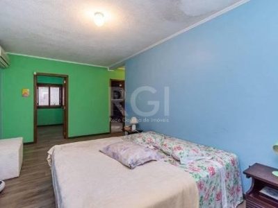 Casa à venda com 110m², 3 quartos, 2 vagas no bairro Passo d'Areia em Porto Alegre - Foto 7