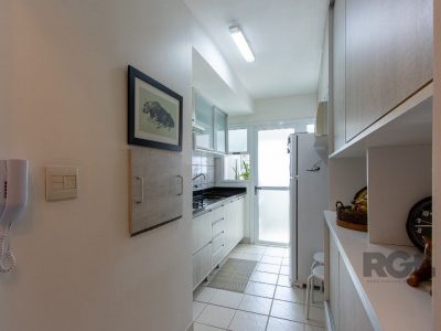 Apartamento à venda com 78m², 2 quartos, 1 suíte, 1 vaga no bairro Tristeza em Porto Alegre - Foto 9