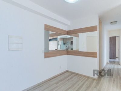 Apartamento à venda com 67m², 3 quartos, 1 suíte, 2 vagas no bairro Tristeza em Porto Alegre - Foto 3