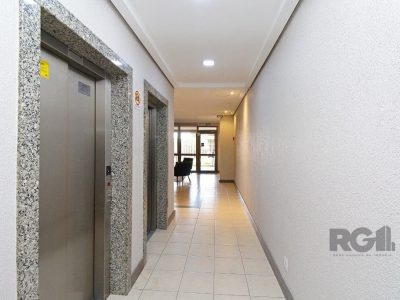 Apartamento à venda com 87m², 3 quartos, 1 suíte, 1 vaga no bairro Jardim do Salso em Porto Alegre - Foto 9