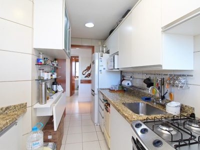 Apartamento à venda com 87m², 3 quartos, 1 suíte, 1 vaga no bairro Jardim do Salso em Porto Alegre - Foto 5