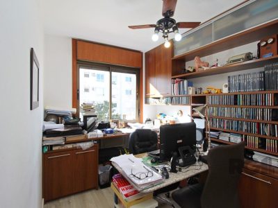 Apartamento à venda com 87m², 3 quartos, 1 suíte, 1 vaga no bairro Jardim do Salso em Porto Alegre - Foto 10