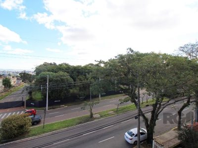 Apartamento à venda com 87m², 3 quartos, 1 suíte, 1 vaga no bairro Jardim do Salso em Porto Alegre - Foto 31