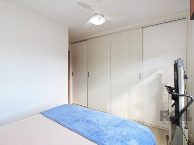 Apartamento à venda com 87m², 3 quartos, 1 suíte, 1 vaga no bairro Jardim do Salso em Porto Alegre - Foto 14