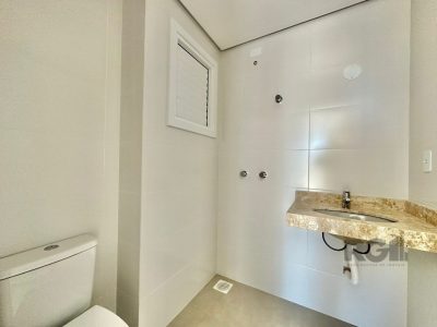 Apartamento à venda com 72m², 2 quartos, 1 suíte, 1 vaga no bairro Centro em Capão da Canoa - Foto 16