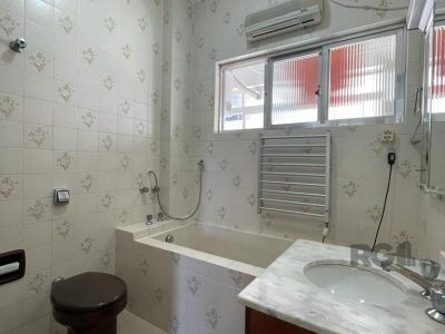 Apartamento à venda com 111m², 3 quartos, 2 vagas no bairro Petrópolis em Porto Alegre - Foto 20