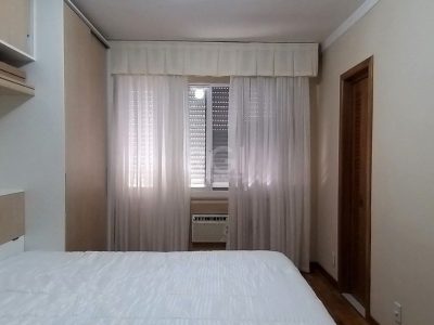 Apartamento à venda com 69m², 2 quartos, 1 suíte, 1 vaga no bairro Santana em Porto Alegre - Foto 13