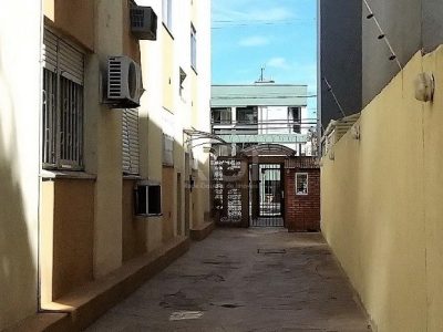 Apartamento à venda com 69m², 2 quartos, 1 suíte, 1 vaga no bairro Santana em Porto Alegre - Foto 19