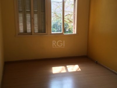 Apartamento à venda com 76m², 3 quartos no bairro Floresta em Porto Alegre - Foto 4