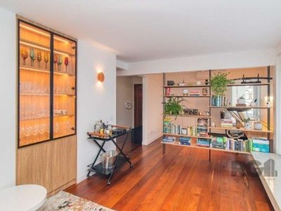 Apartamento à venda com 171m², 3 quartos, 1 suíte, 2 vagas no bairro Bom Fim em Porto Alegre - Foto 6