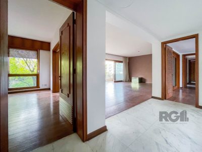 Apartamento à venda com 257m², 3 quartos, 1 suíte, 1 vaga no bairro Auxiliadora em Porto Alegre - Foto 2