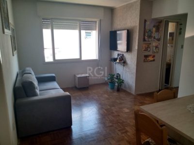 Apartamento à venda com 58m², 2 quartos, 1 vaga no bairro Jardim Lindóia em Porto Alegre - Foto 2