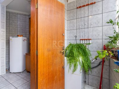 Apartamento à venda com 66m², 2 quartos no bairro Floresta em Porto Alegre - Foto 9